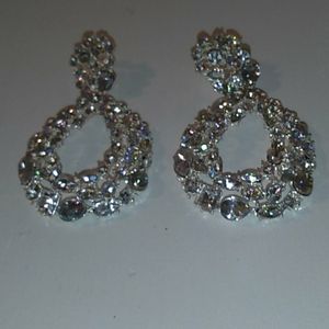 Glamorous just for evenings earrings  price is final